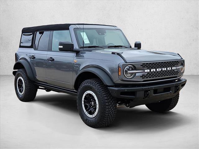 Certified 2024 Ford Bronco Badlands image 3