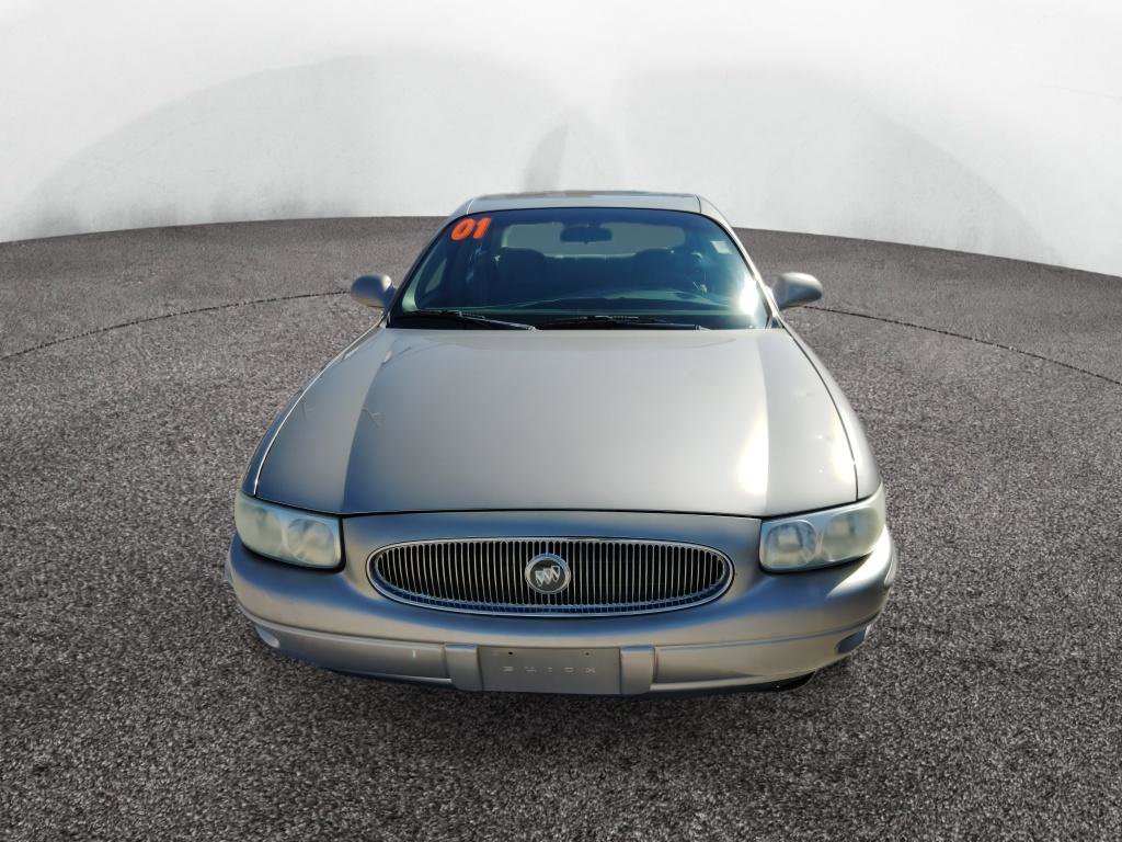 Used 2002 Buick Le Sabre Custom image 2