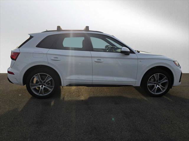 Used 2025 Audi Q5 2.0T Premium image 2