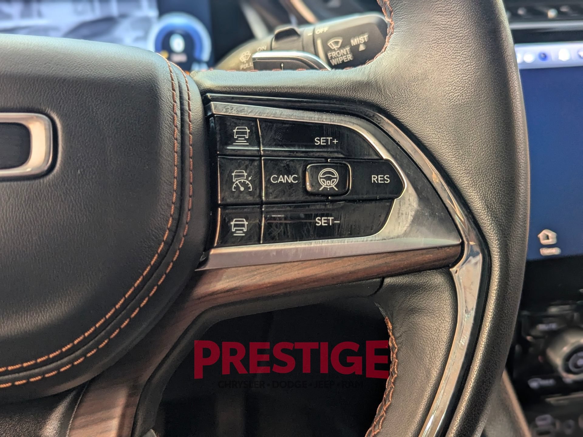 Used 2024 Jeep Grand Cherokee Summit w/ Adv Protech Group IV AWD/4WD image 19
