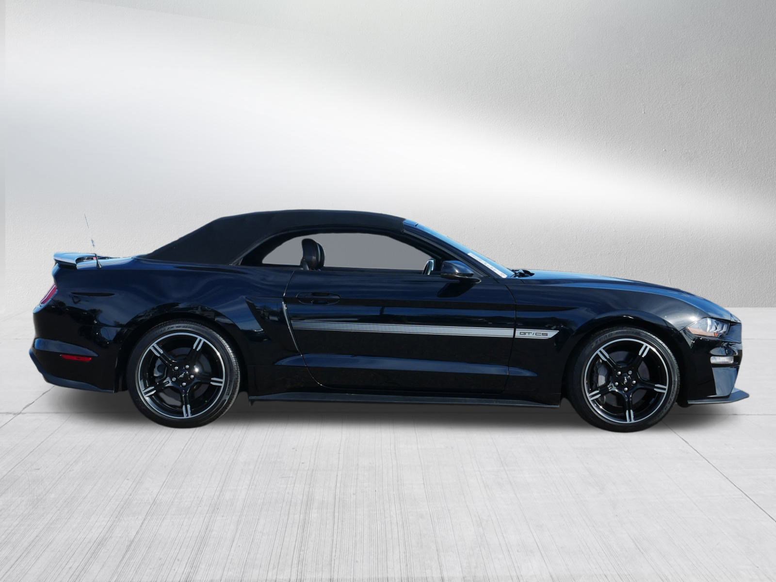 Used 2019 Ford Mustang GT Premium w/ Equipment Group 401A image 8