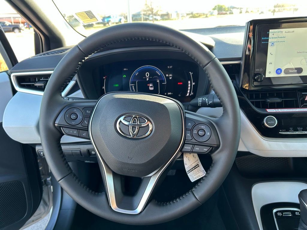 Used 2026 Toyota Corolla SE FWD image 19