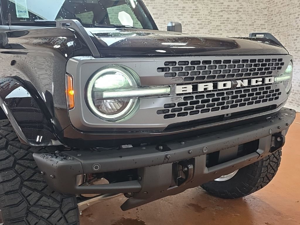 New 2025 Ford Bronco Badlands image 14