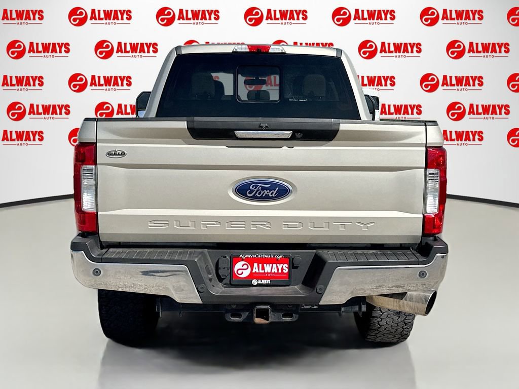 Used 2017 Ford F250 Lariat w/ Lariat Value Package AWD/4WD image 7
