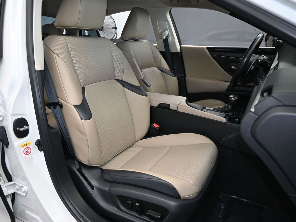 Used 2019 Lexus ES 350 w/ Premium Package image 50