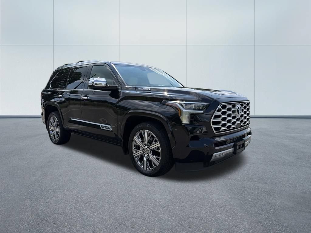 Used 2024 Toyota Sequoia Capstone AWD/4WD image 4