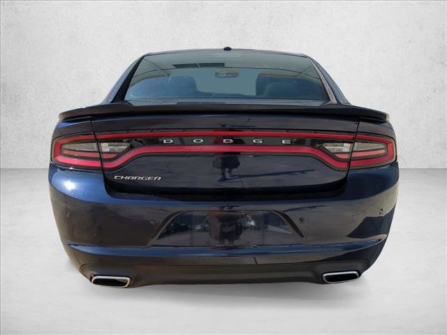 Used 2017 Dodge Charger SE w/ Popular Equipment Group image 6