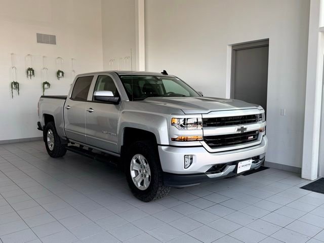 Used 2017 Chevrolet Silverado 1500 LT w/ All Star Edition image 27