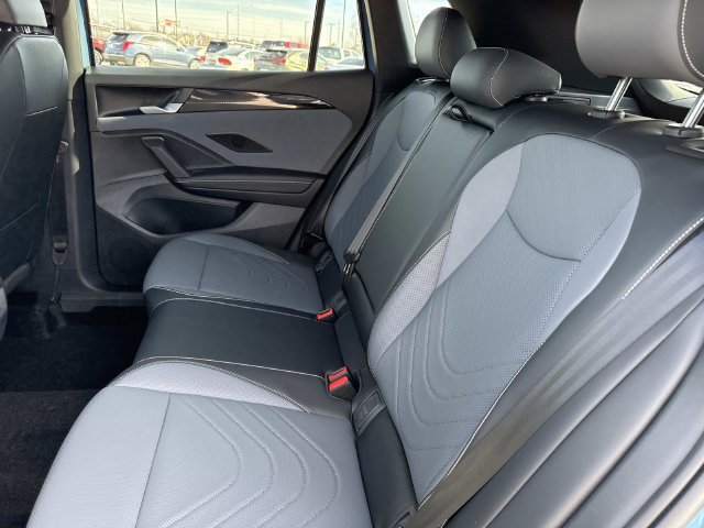 New 2026 Volkswagen Tiguan SE R-Line AWD/4WD image 16