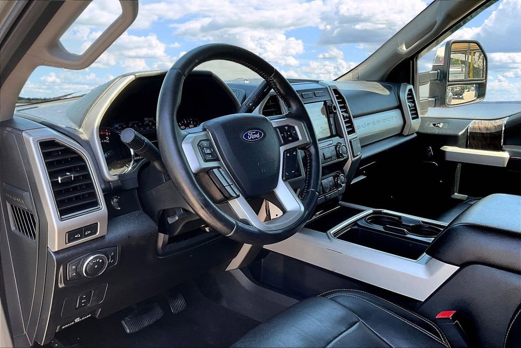 Used 2019 Ford F350 Lariat w/ Chrome Package AWD/4WD image 20