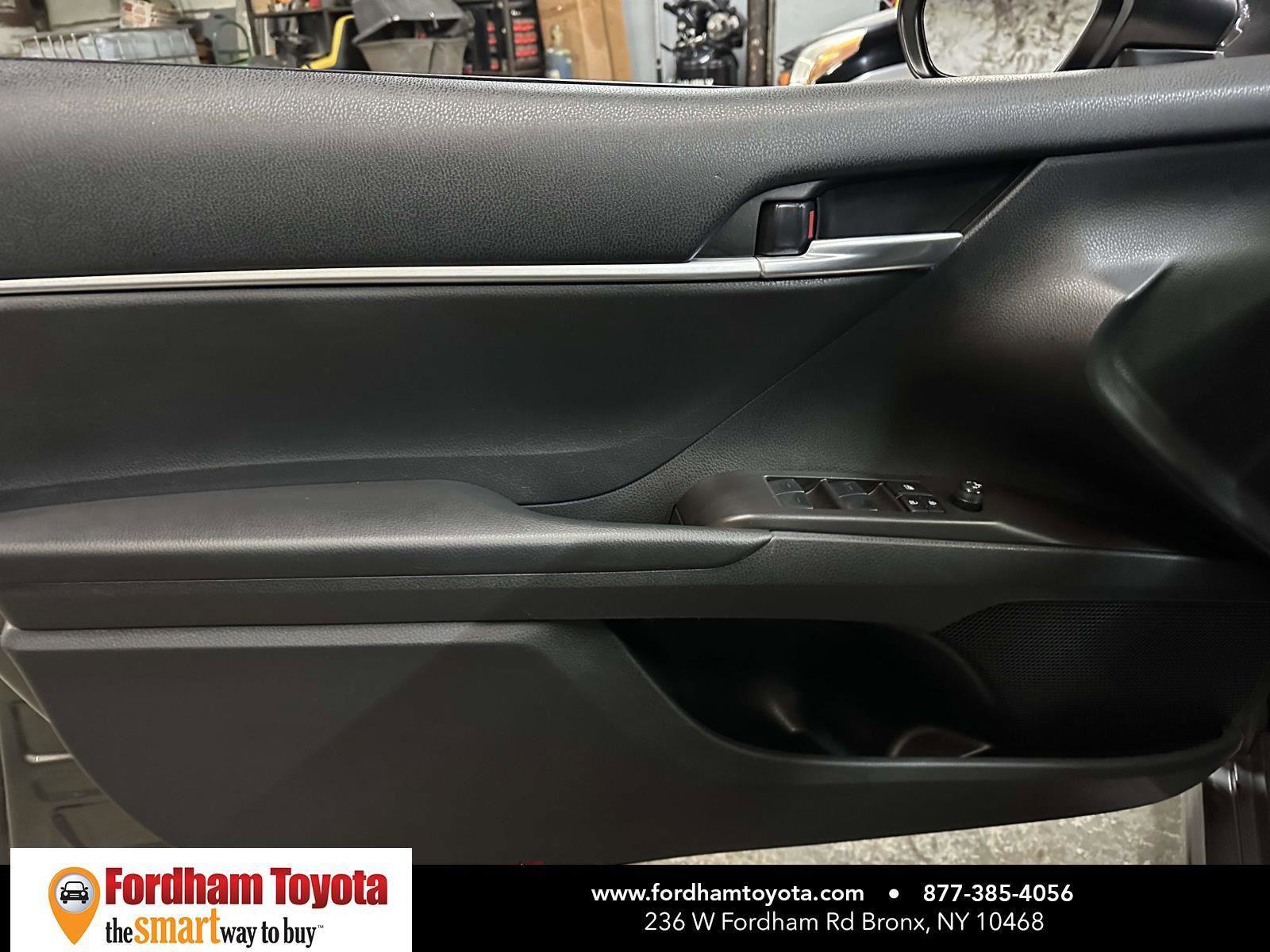 Certified 2023 Toyota Camry SE AWD/4WD image 15