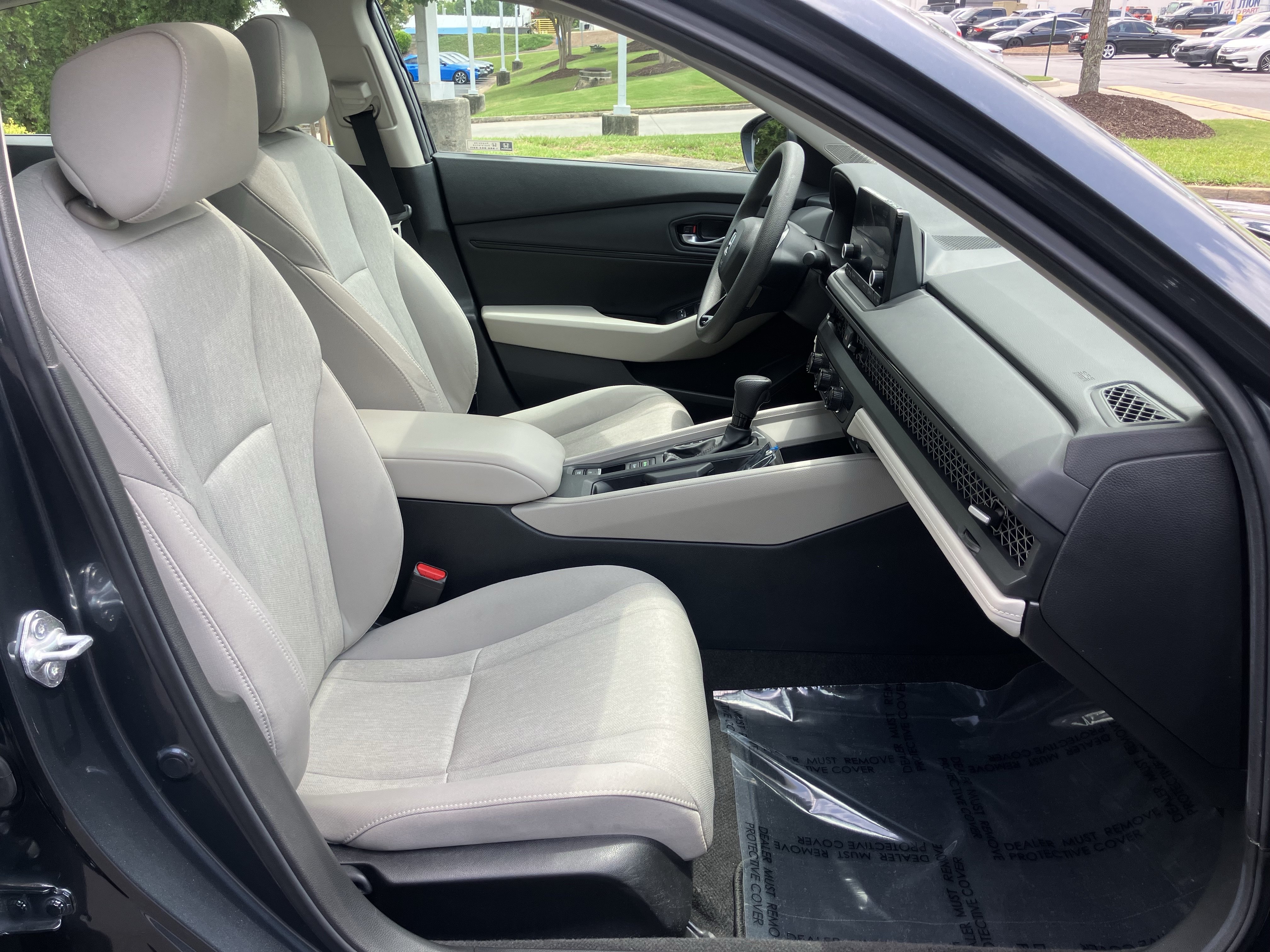Certified 2024 Honda Accord EX image 35