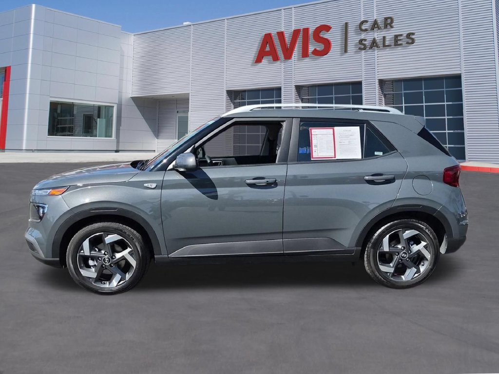 Used 2026 Hyundai Venue SEL FWD image 10