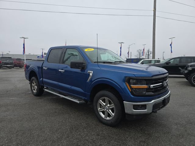 Used 2025 Ford F150 XLT w/ Equipment Group 301A Standard AWD/4WD image 3