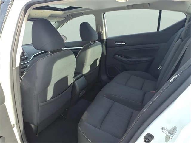 Used 2021 Nissan Altima 2.5 SV w/ SV Premium Package image 8