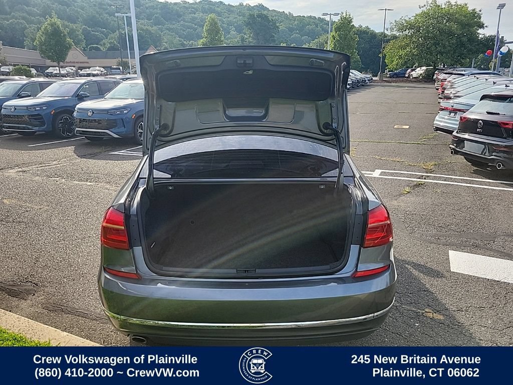Used 2016 Volkswagen Passat 1.8T SE FWD image 54