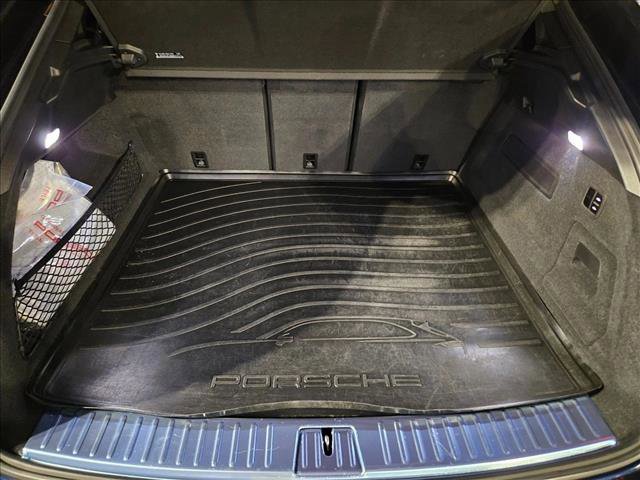 Used 2025 Porsche Cayenne GTS image 6