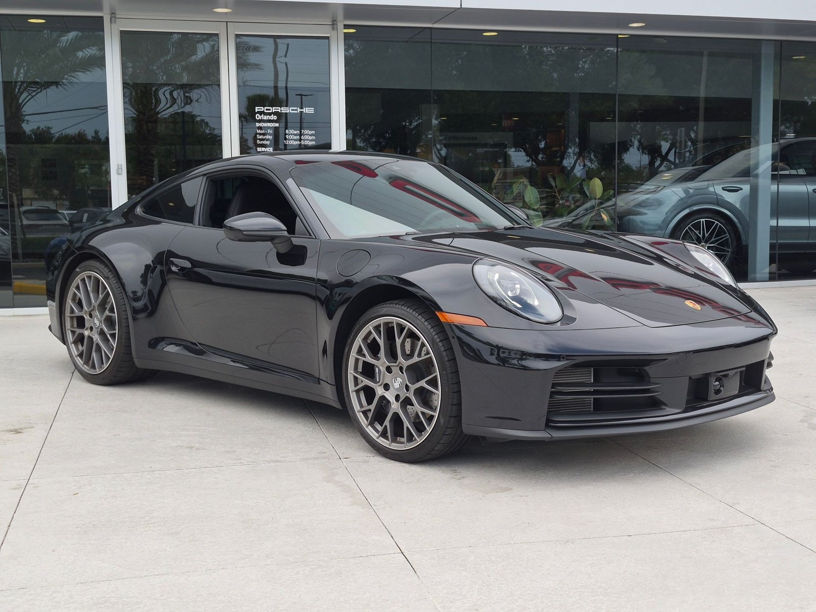 Used 2025 Porsche 911 Carrera RWD image 7