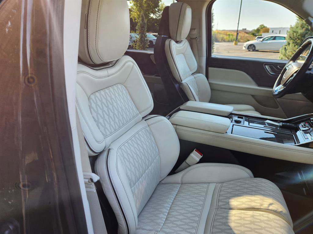 Certified 2021 Lincoln Navigator Black Label image 15