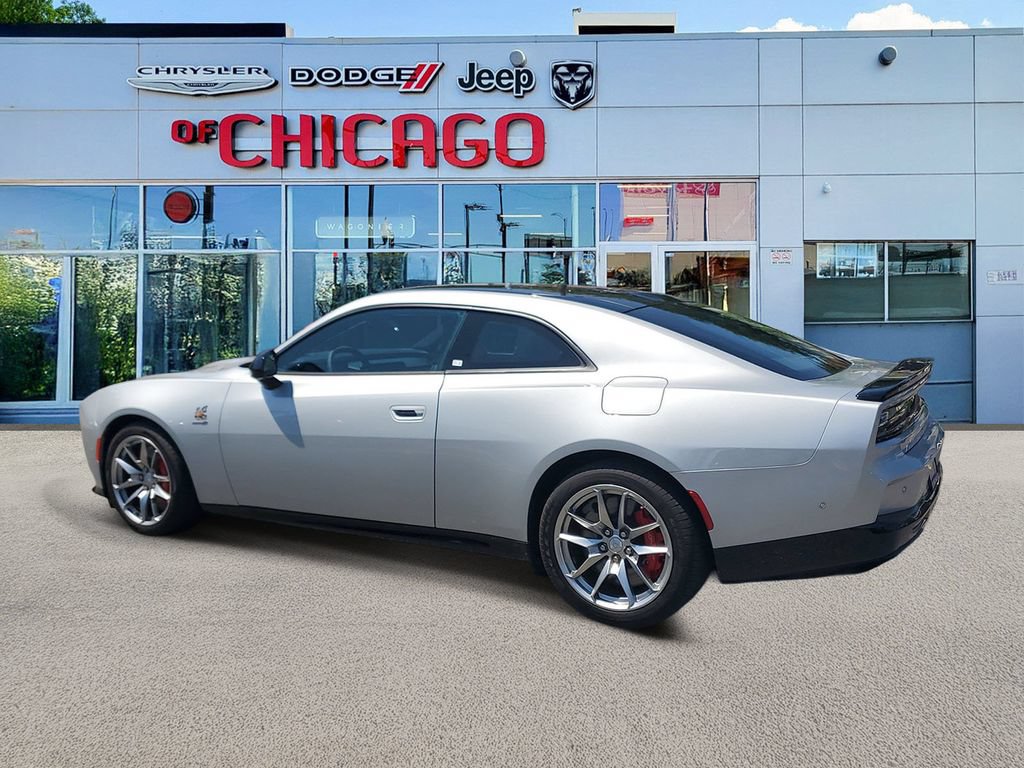 Used 2024 Dodge Charger Daytona Scat Pack w/ Plus Group AWD/4WD image 3