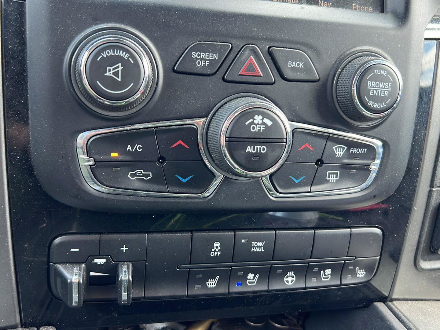Used 2017 RAM 1500 Sport w/ Convenience Group AWD/4WD image 22