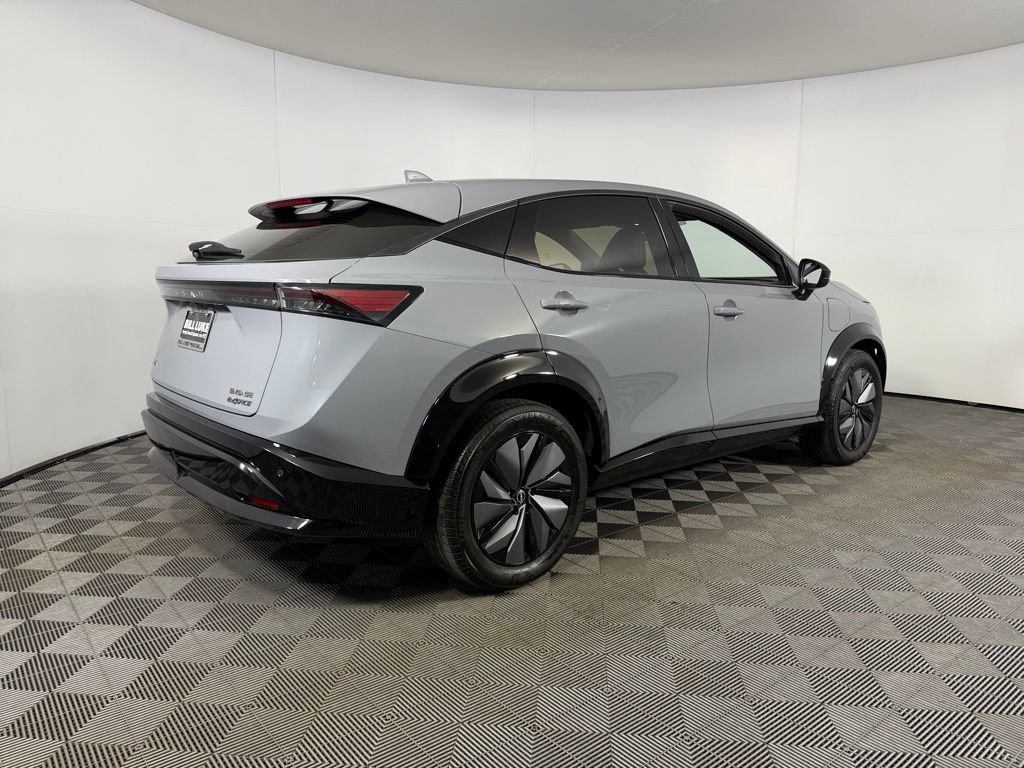 Used 2024 Nissan Ariya AWD image 7