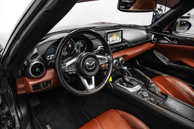 Used 2017 MAZDA MX-5 Miata RF Grand Touring image 3