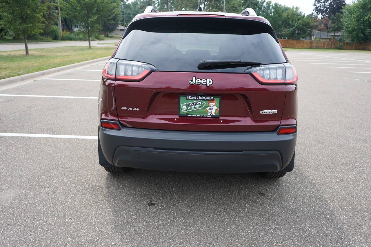 Used 2019 Jeep Cherokee Latitude w/ Cold Weather Group AWD/4WD image 25