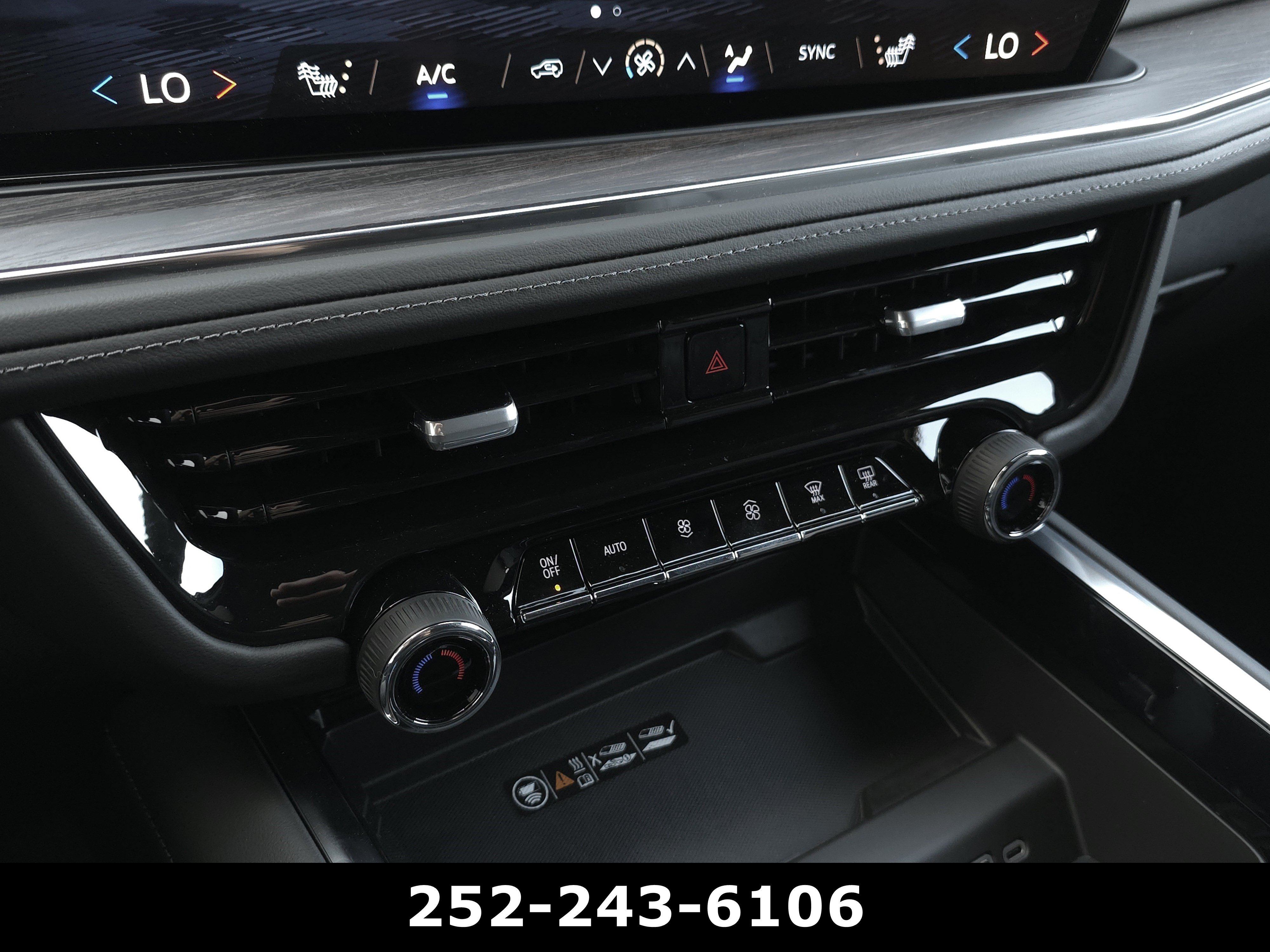 Used 2025 Chevrolet Suburban Z71 w/ Z71 Off-Road Package AWD/4WD image 17