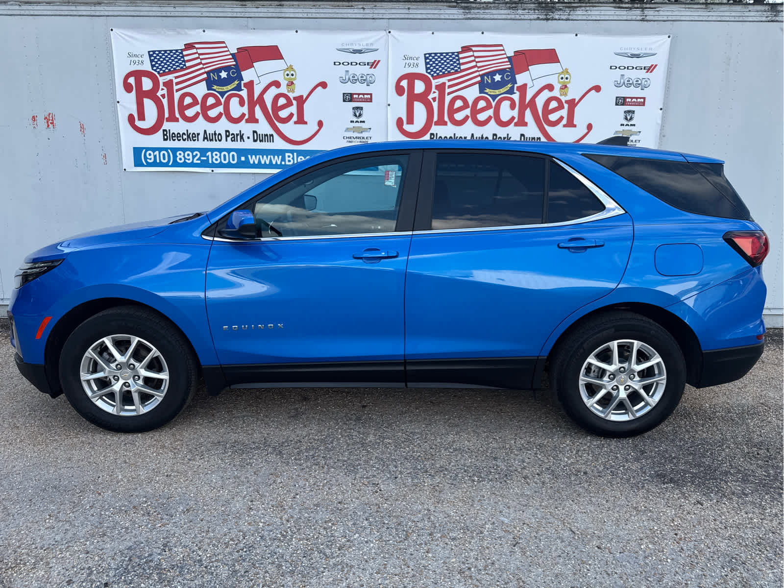 Used 2024 Chevrolet Equinox LT w/ LPO, Floor Liner Package FWD image 7