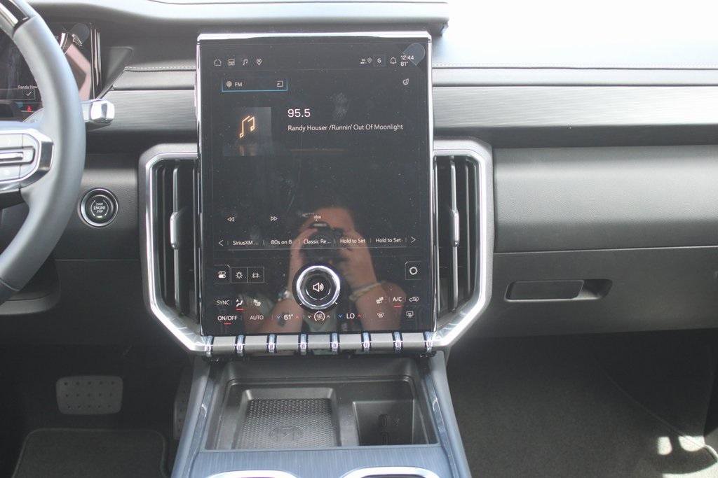 New 2026 GMC Acadia Elevation w/ Super Cruise Package image 10