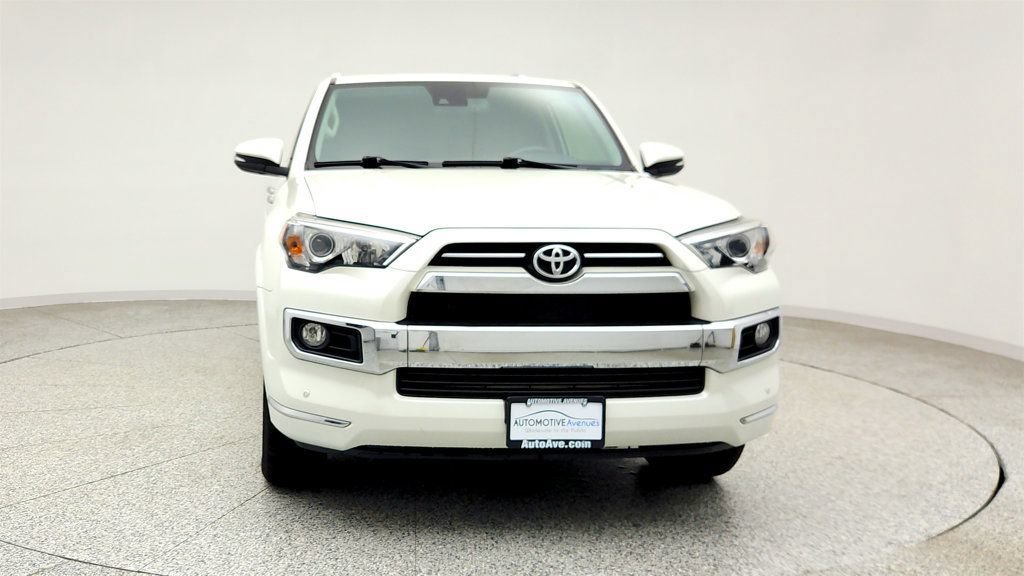 Used 2020 Toyota 4Runner Limited RWD image 2