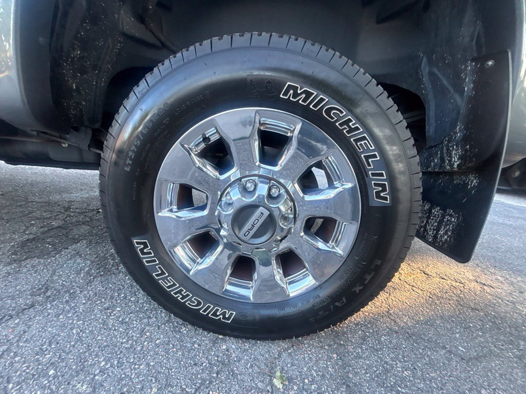 Used 2019 Ford F250 Lariat w/ Lariat Ultimate Package AWD/4WD image 38