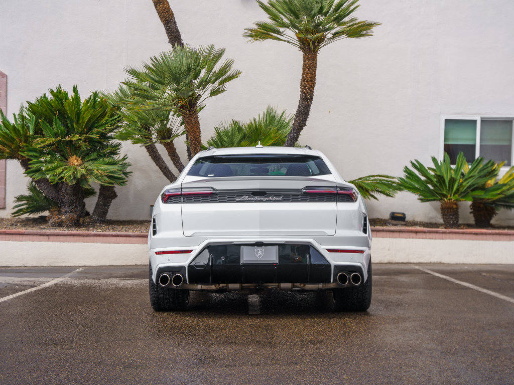 Used 2025 Lamborghini Urus SE AWD/4WD image 4