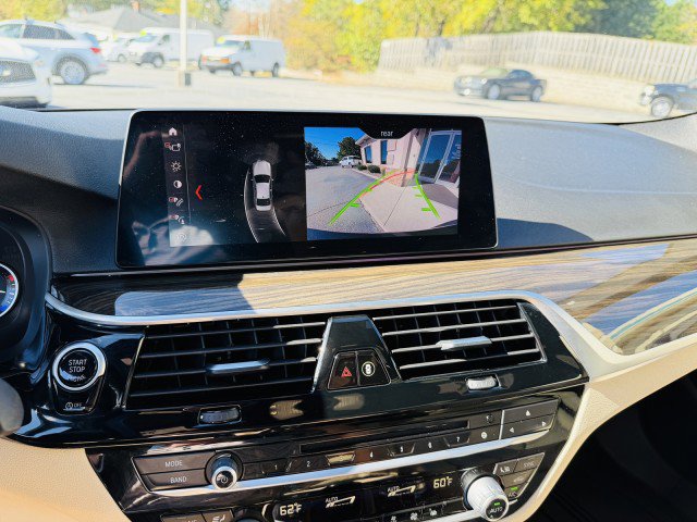 Used 2019 BMW 540i image 14