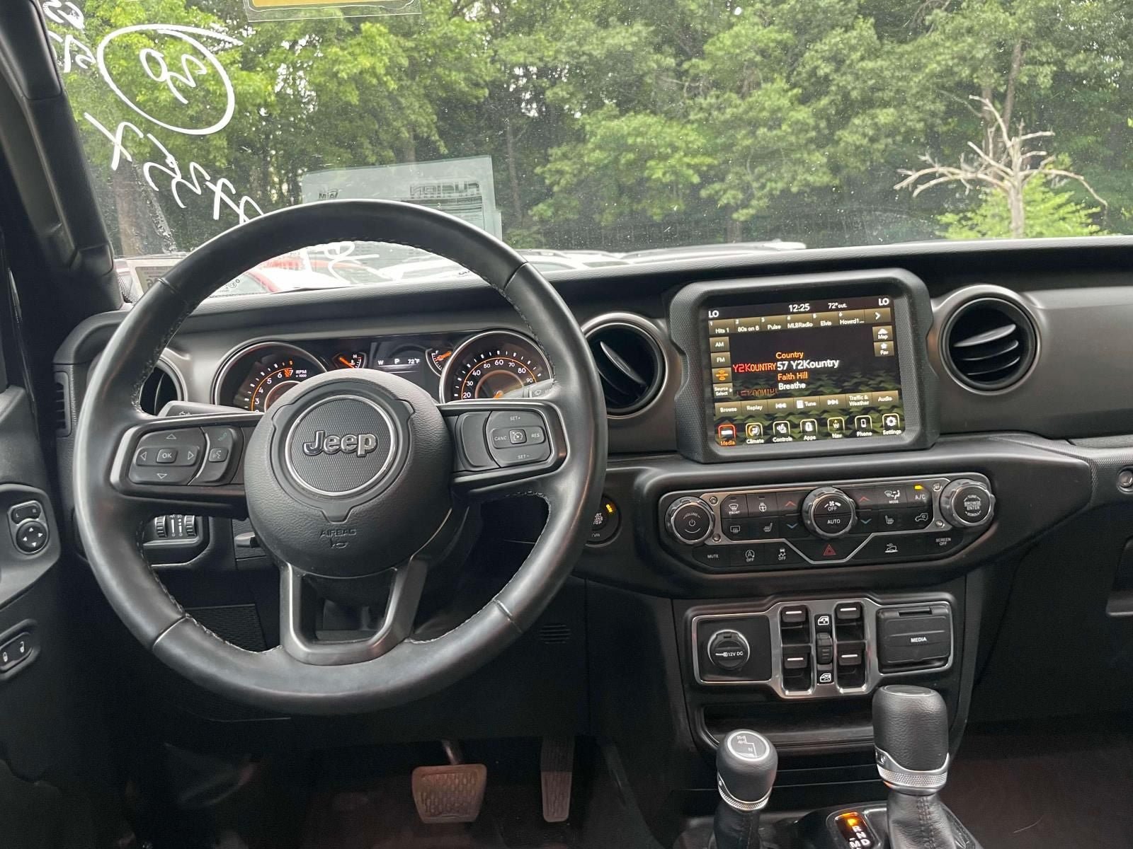 Used 2022 Jeep Gladiator Sport AWD/4WD image 13