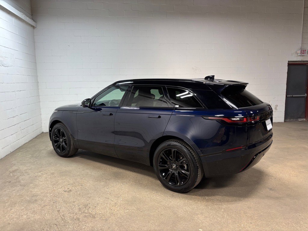 Used 2021 Land Rover Range Rover Velar R-Dynamic S image 10