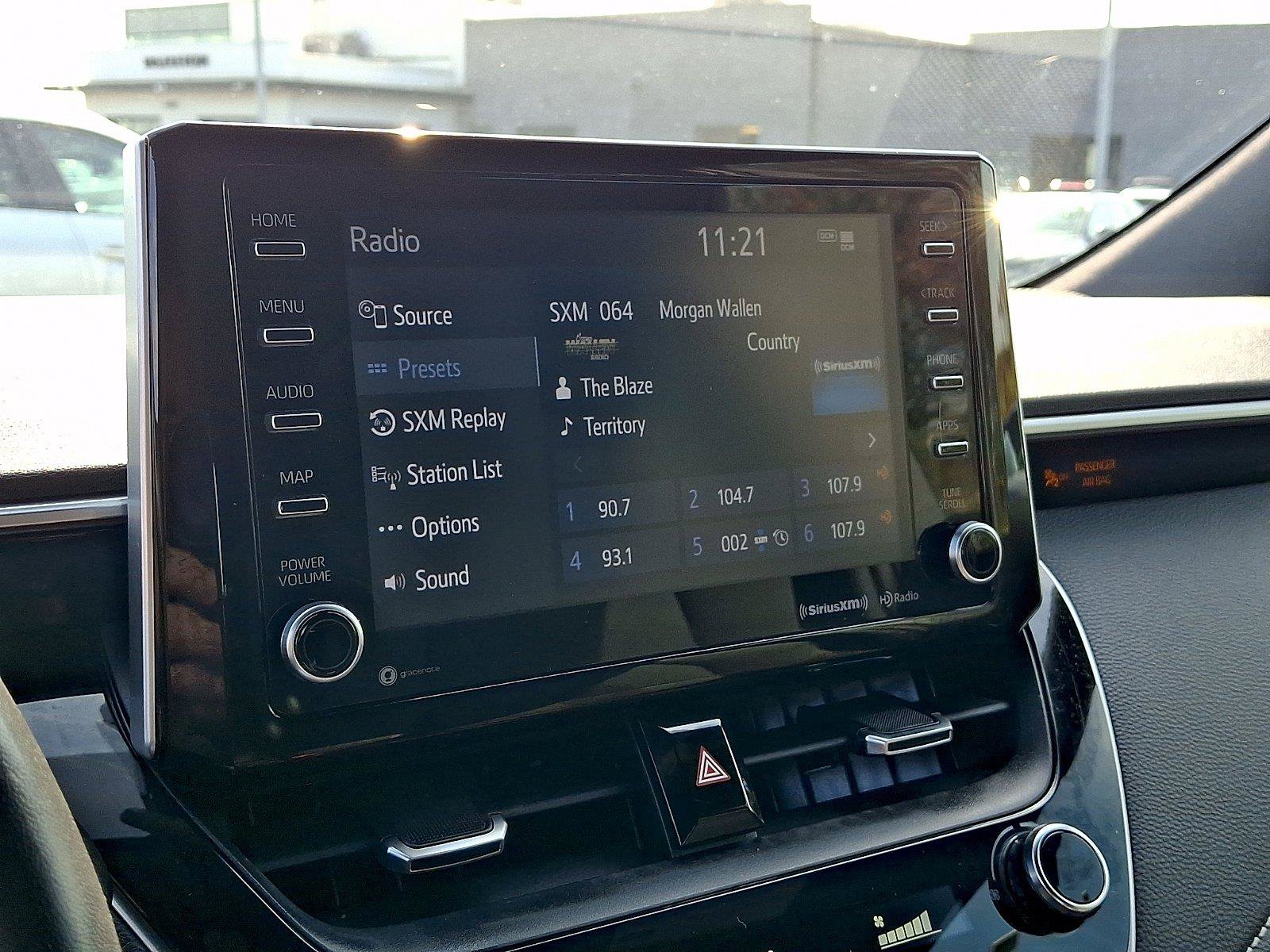 Used 2020 Toyota Corolla SE w/ SE Preferred Package FWD image 16