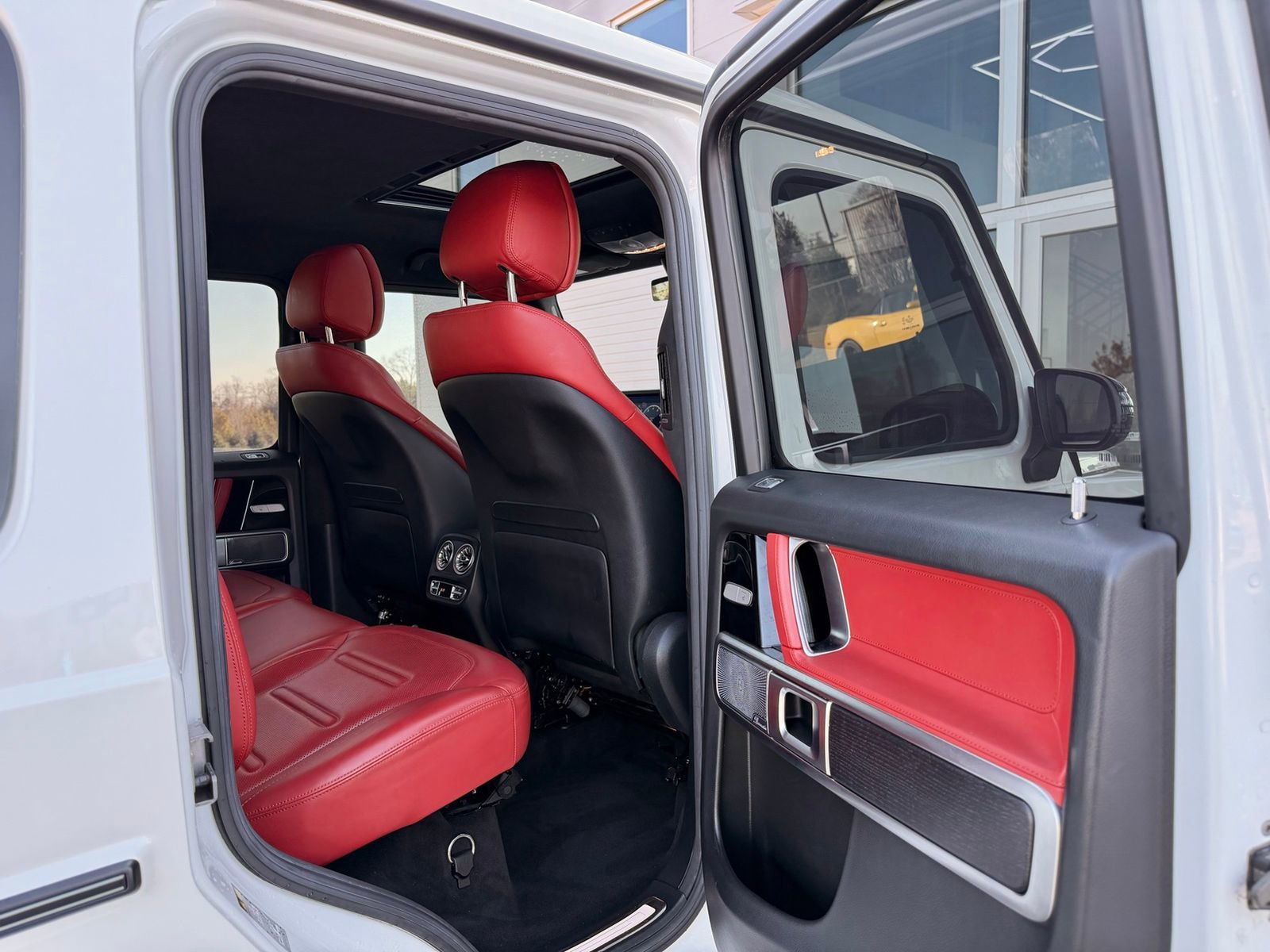 Used 2021 Mercedes-Benz G 550 w/ Exclusive Interior Package image 33