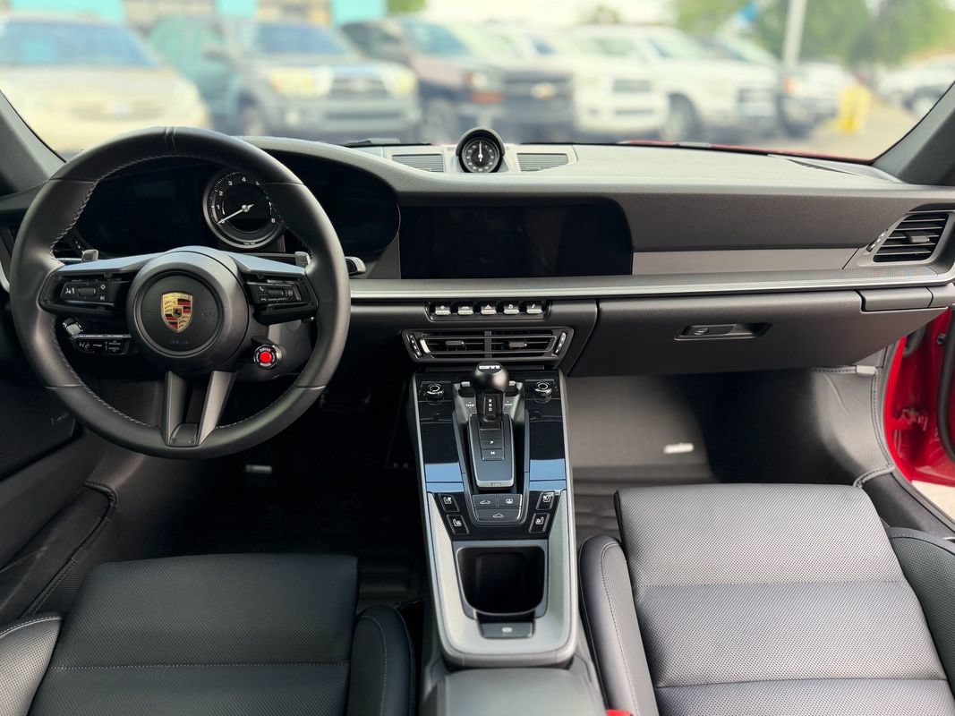 Used 2024 Porsche 911 Carrera RWD image 11