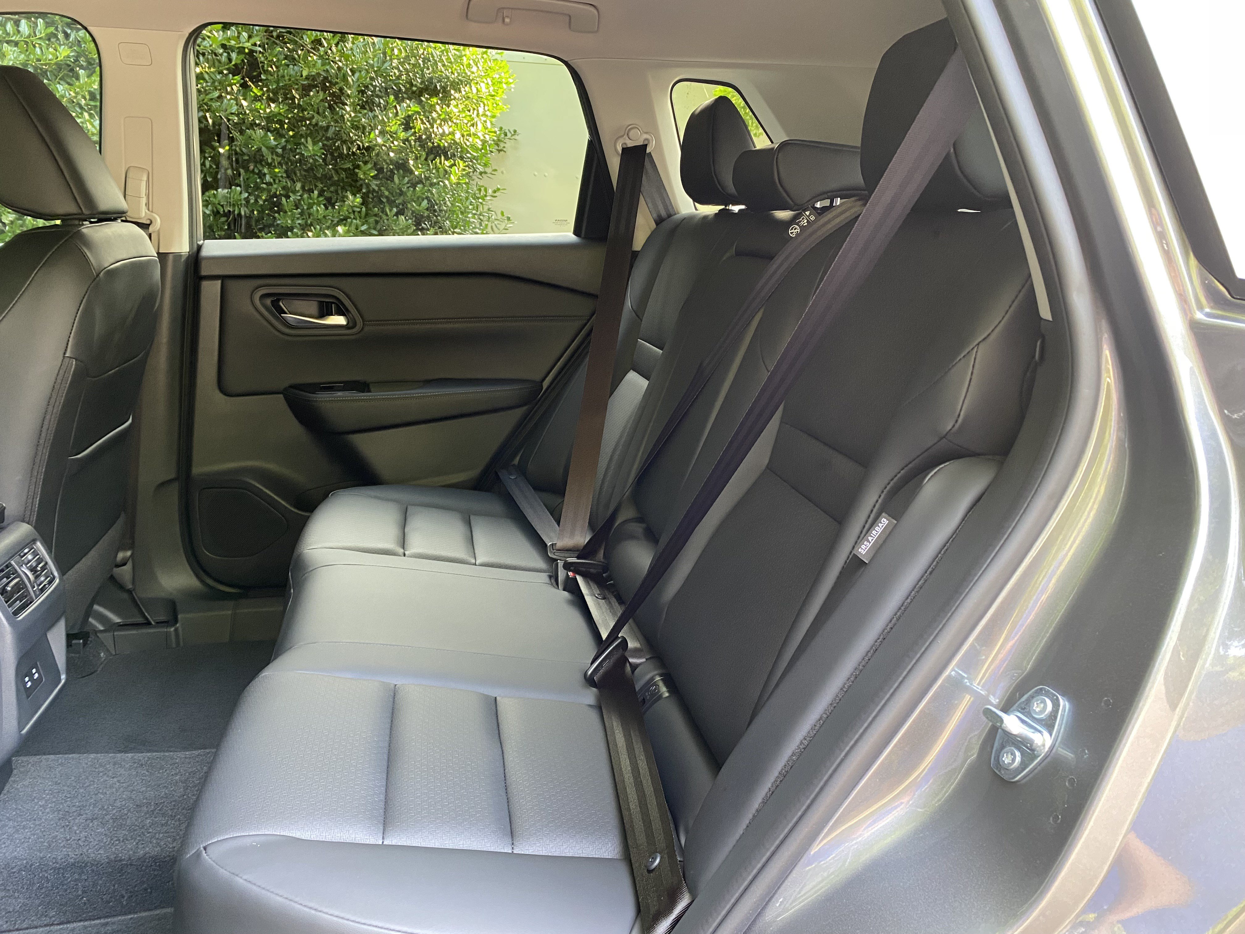 Used 2026 Nissan Rogue Dark Armor FWD image 34