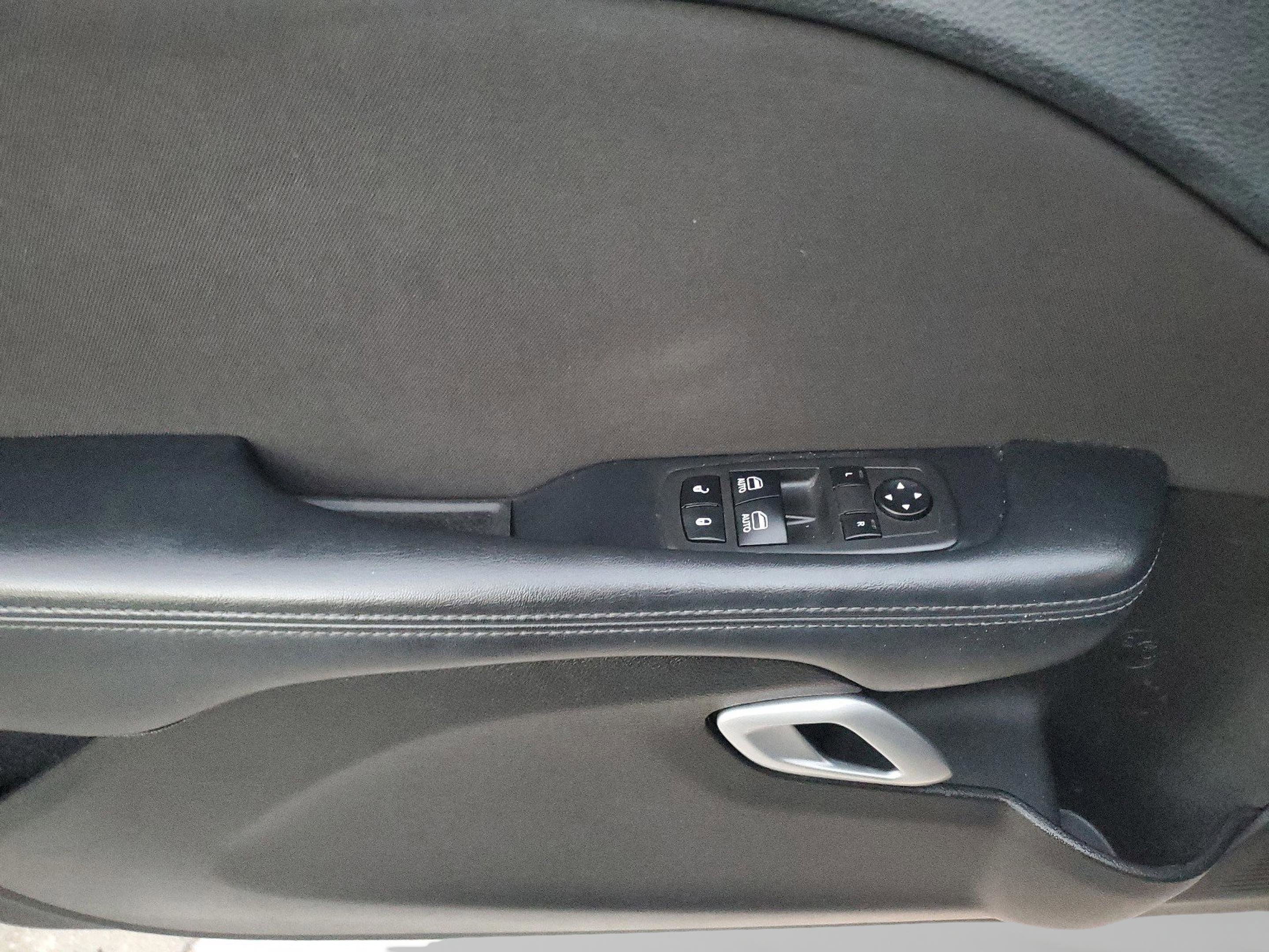 Certified 2022 Dodge Challenger SXT w/ Blacktop Package image 14