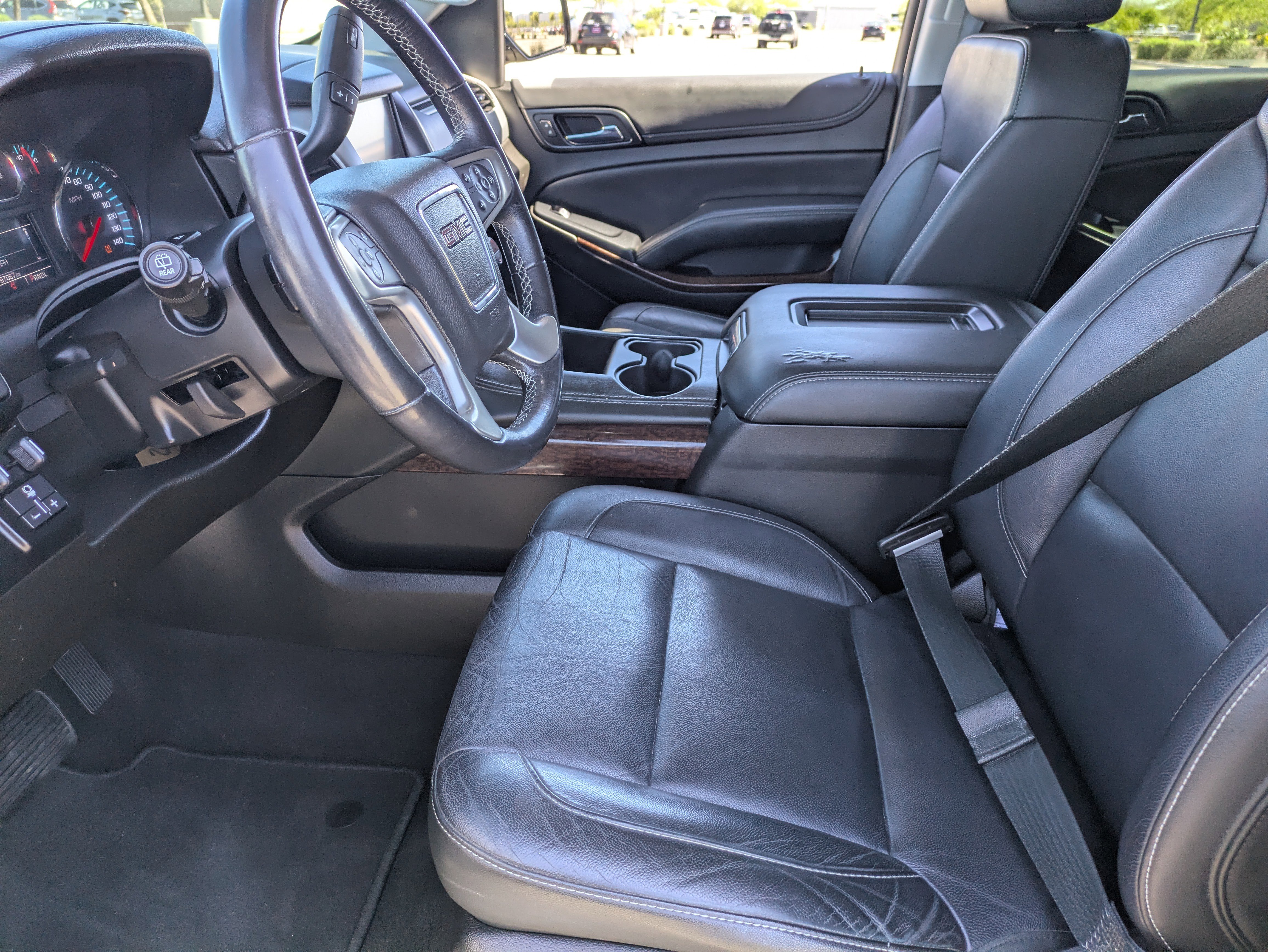 Used 2019 GMC Yukon XL SLT image 26
