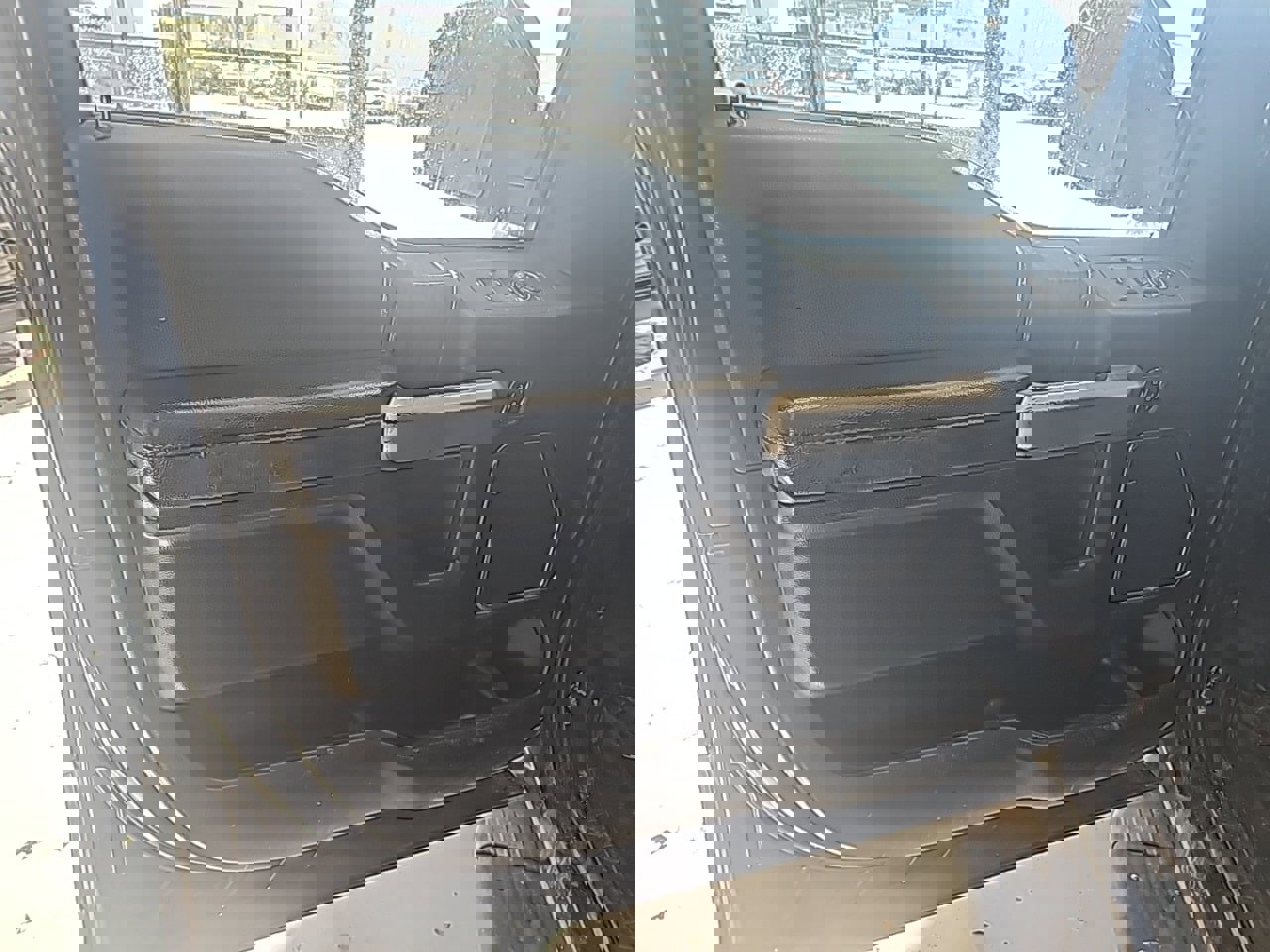 Used 2019 Ford F150 Lariat w/ Max Trailer Tow Package image 9