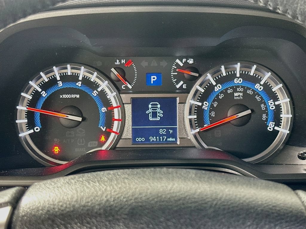 Used 2019 Toyota 4Runner SR5 AWD/4WD image 24