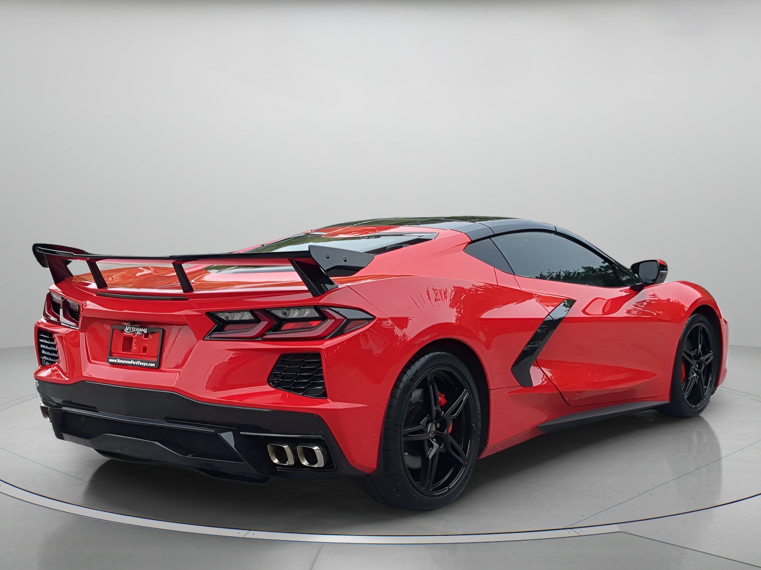 Used 2021 Chevrolet Corvette Stingray Coupe w/ 1LT RWD image 40