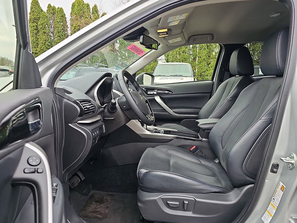 Used 2025 Mitsubishi Eclipse Cross SE image 14