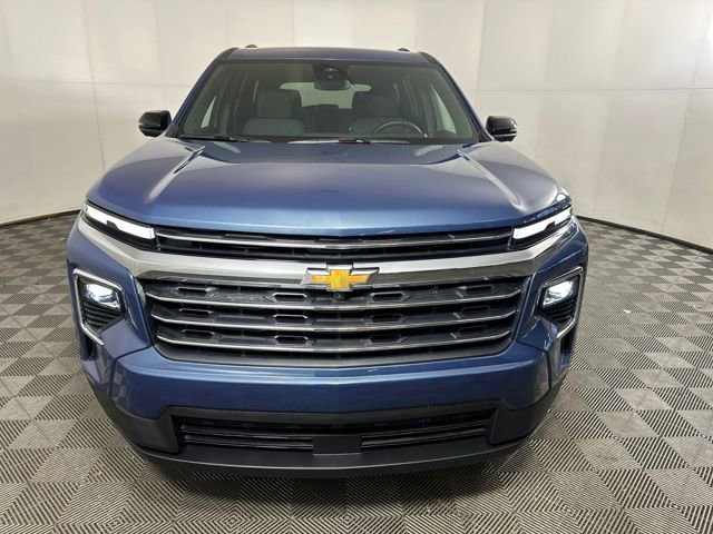 Used 2025 Chevrolet Traverse LT w/ Driver Confidence Package image 8