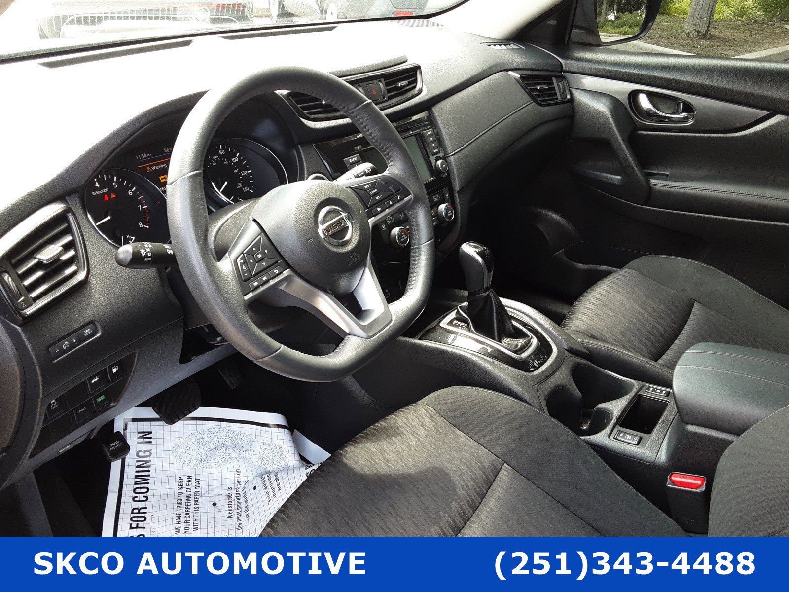 Used 2018 Nissan Rogue SV image 20