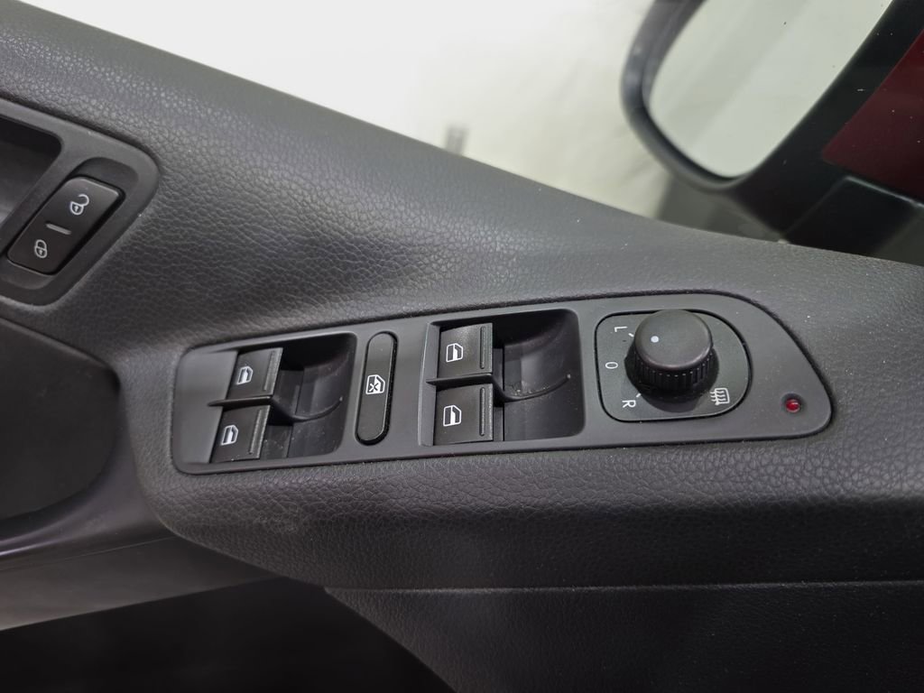 Used 2014 Volkswagen Tiguan SE AWD/4WD image 26